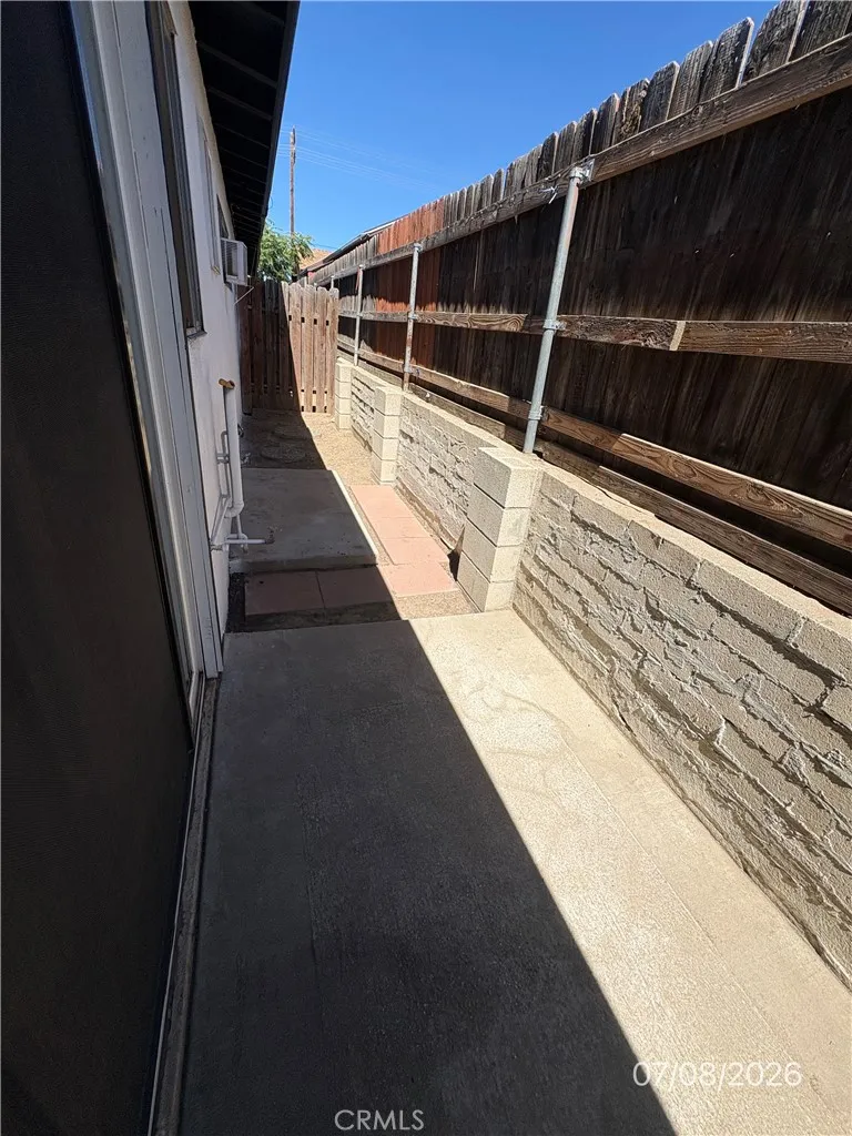 478 Alessandro #C Banning, CA 92220