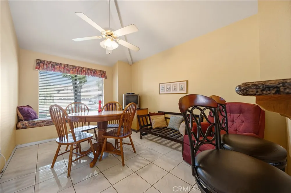 1638 Via Estrella Pomona, CA 91768