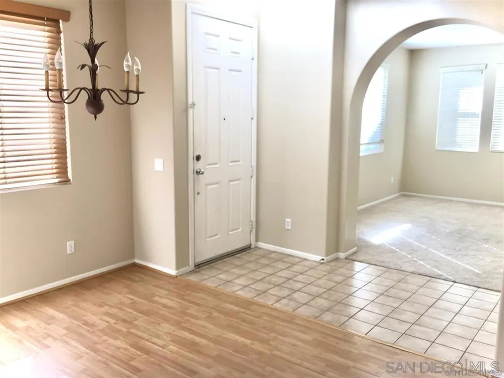 895 Bryce Canyon Chula Vista, CA 91914