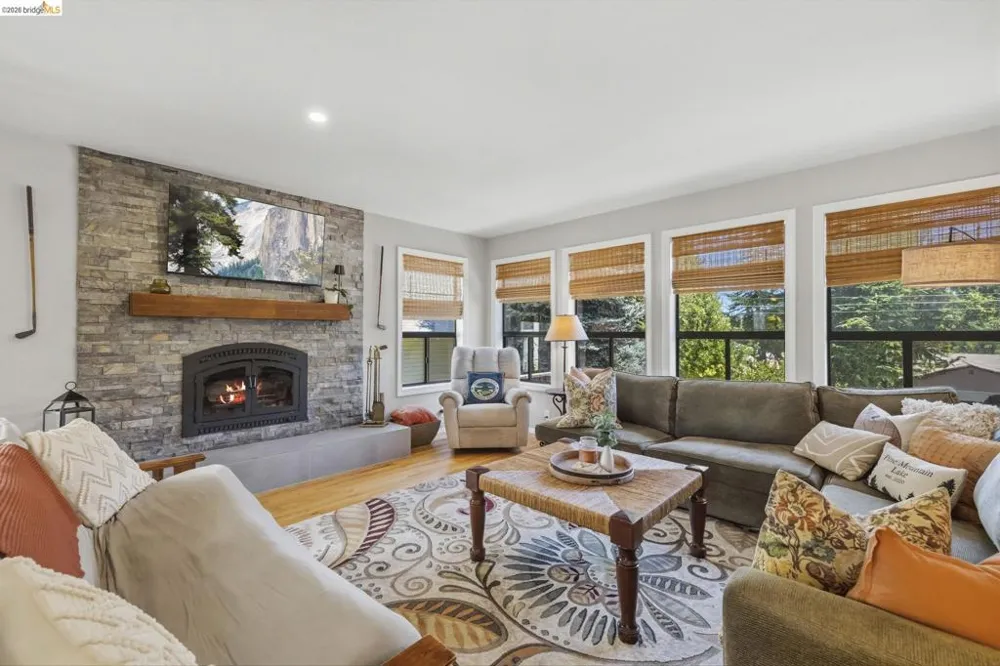 12728 Mount Jefferson St. Groveland, CA 95321