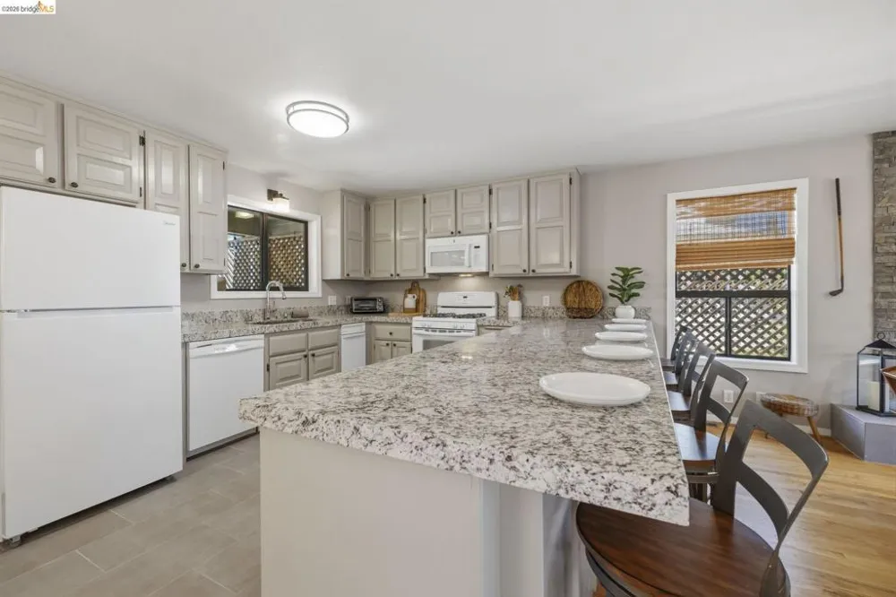 12728 Mount Jefferson St. Groveland, CA 95321