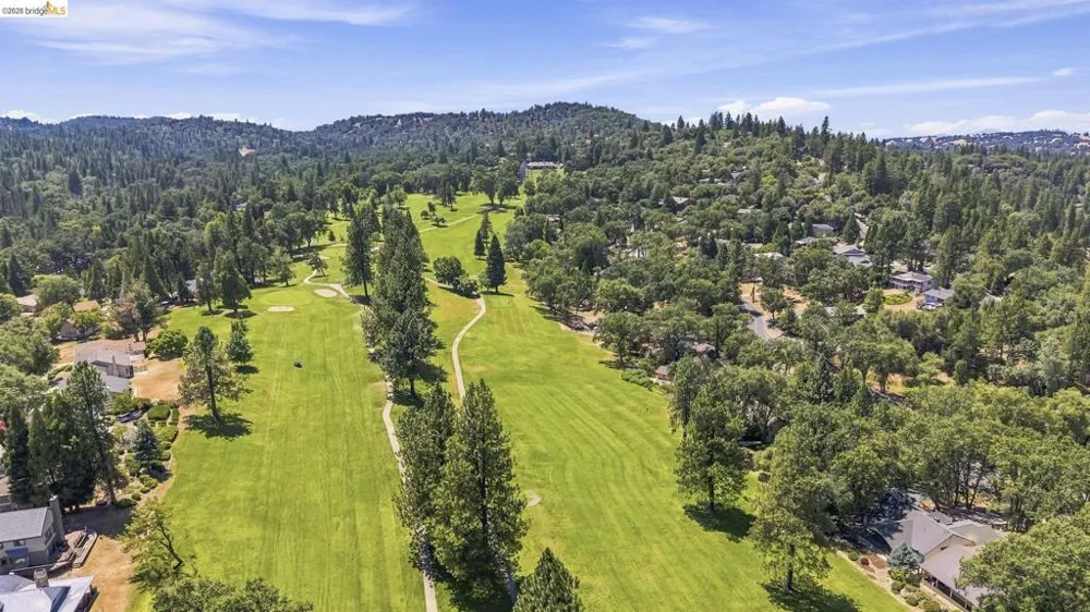 12728 Mount Jefferson St. Groveland, CA 95321