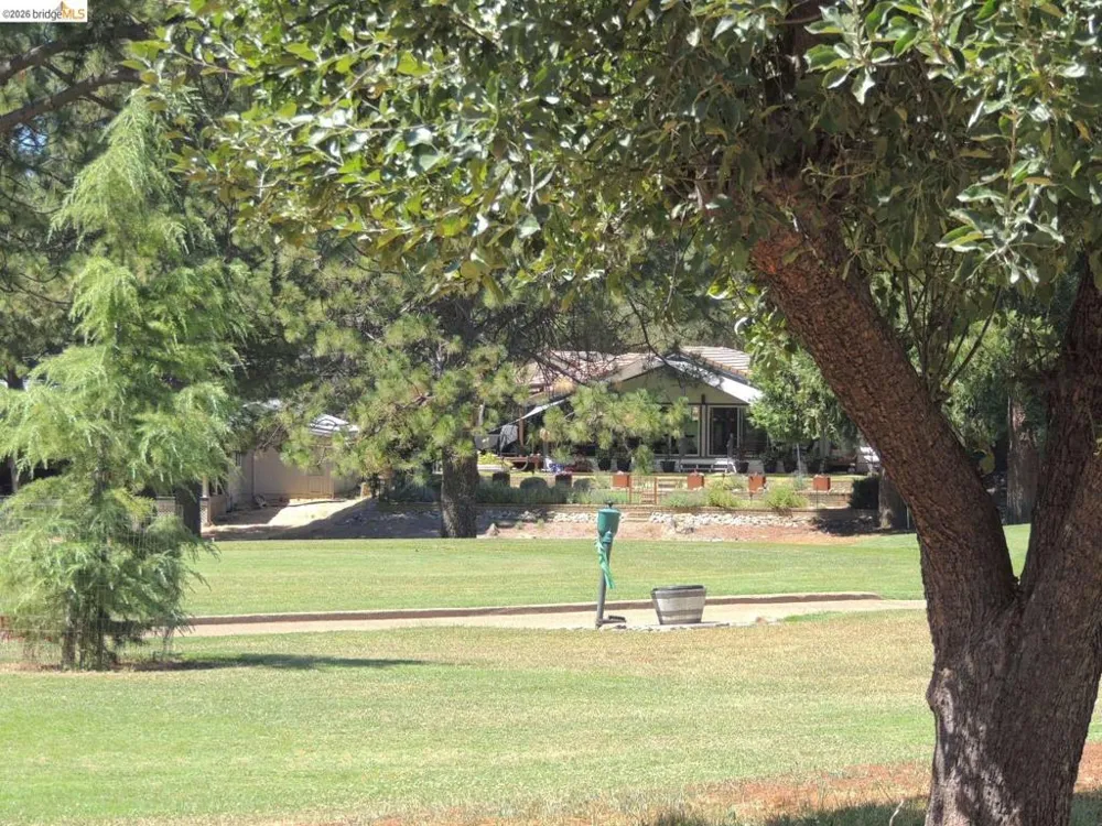 12728 Mount Jefferson St. Groveland, CA 95321