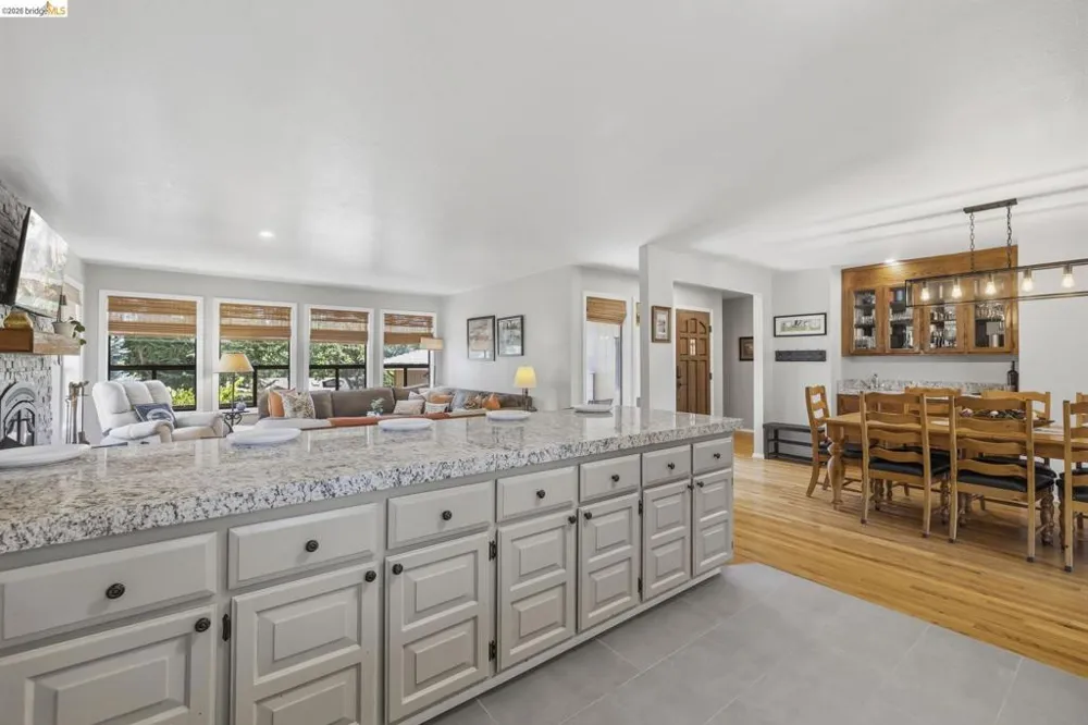 12728 Mount Jefferson St. Groveland, CA 95321