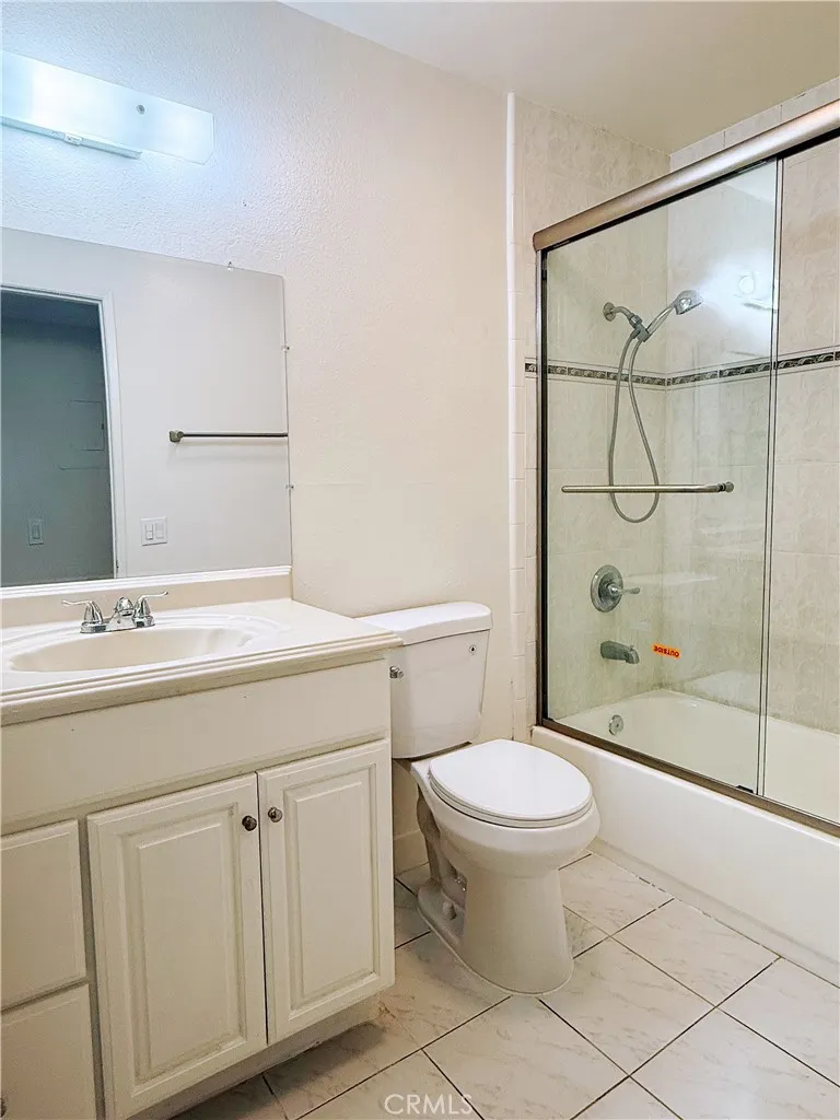 17078 colima Road E #327 Hacienda Heights, CA 91745