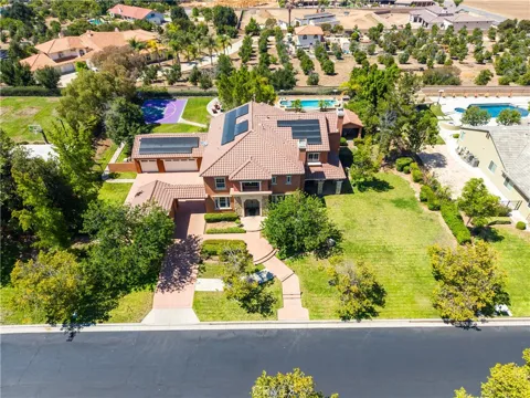 1055 Lowry Ranch