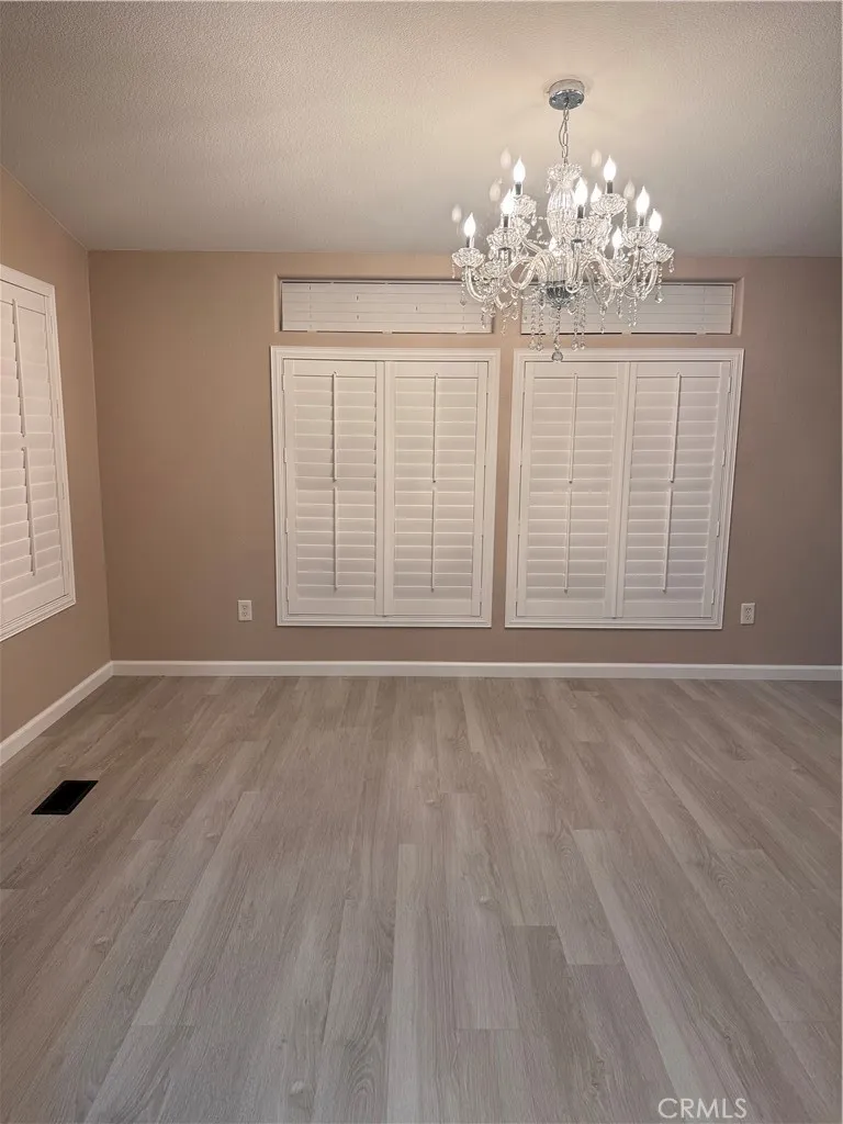 2205 W Acacia #190 Hemet, CA 92545