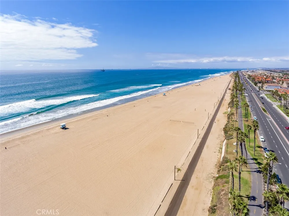 200 Pacific Coast Highway #416 Huntington Beach, CA 92648