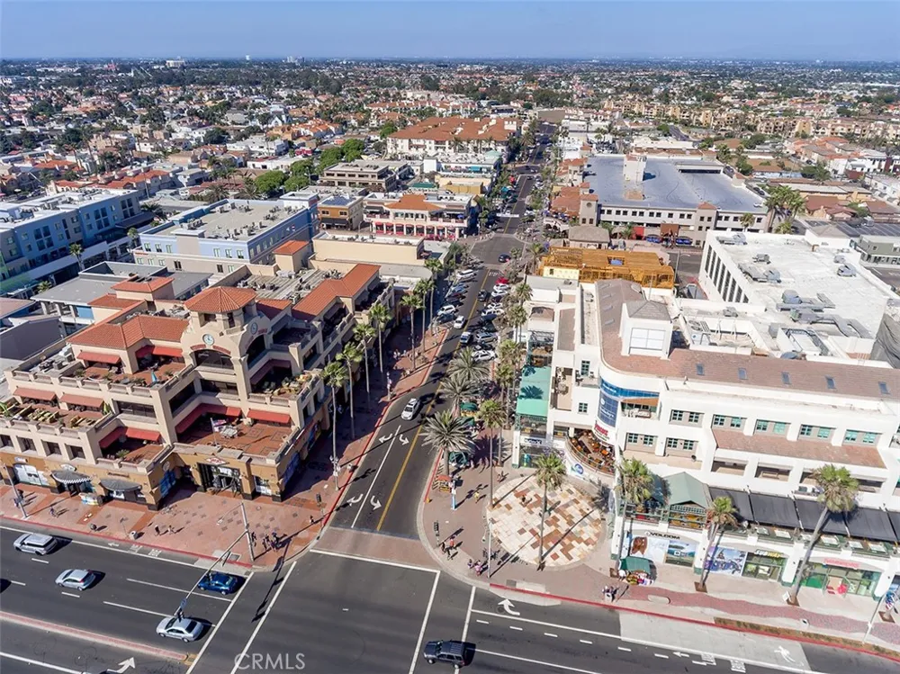 200 Pacific Coast Highway #416 Huntington Beach, CA 92648