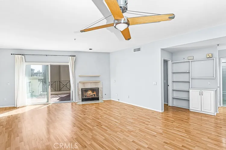 200 Pacific Coast Highway #416 Huntington Beach, CA 92648