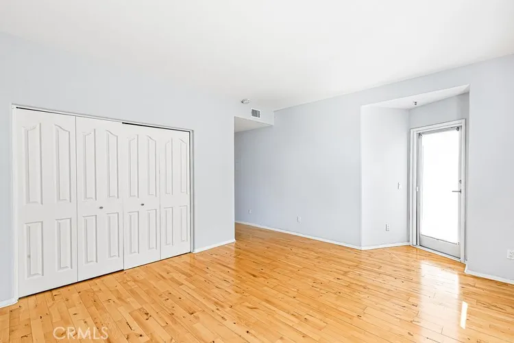 200 Pacific Coast Highway #416 Huntington Beach, CA 92648