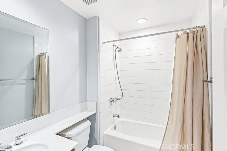 200 Pacific Coast Highway #416 Huntington Beach, CA 92648