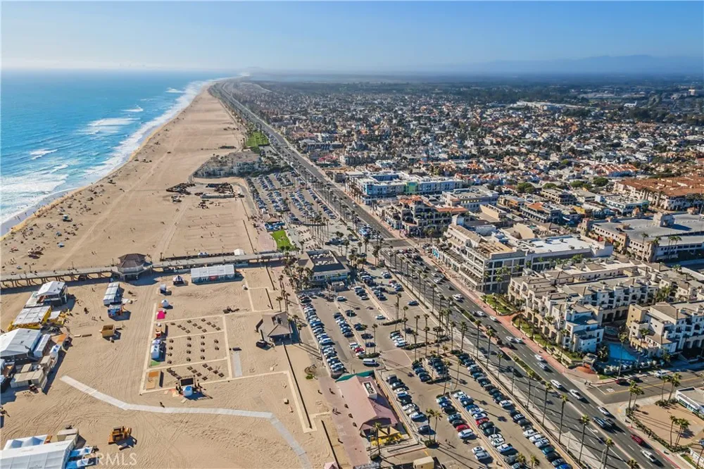 200 Pacific Coast Highway #416 Huntington Beach, CA 92648