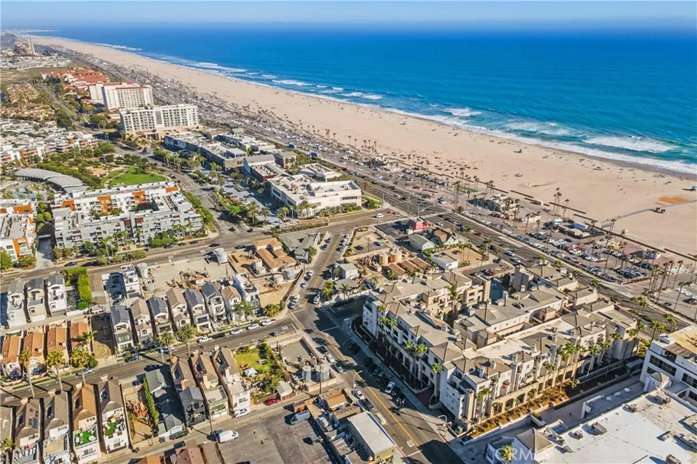 200 Pacific Coast Highway #416 Huntington Beach, CA 92648