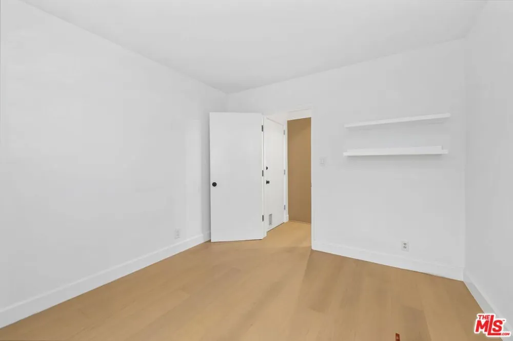 1836 Doheny Drive Los Angeles, CA 90069