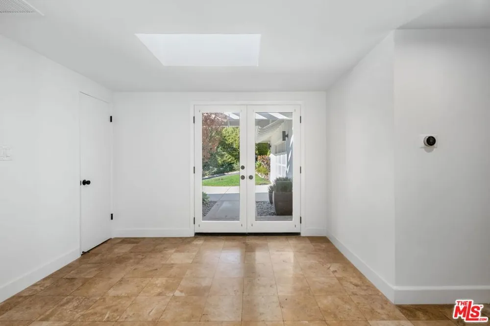 1836 Doheny Drive Los Angeles, CA 90069