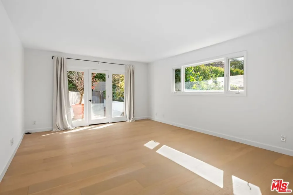 1836 Doheny Drive Los Angeles, CA 90069