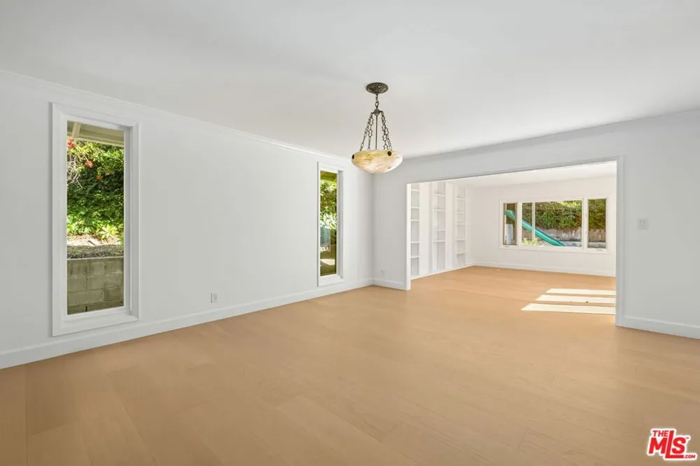 1836 Doheny Drive Los Angeles, CA 90069