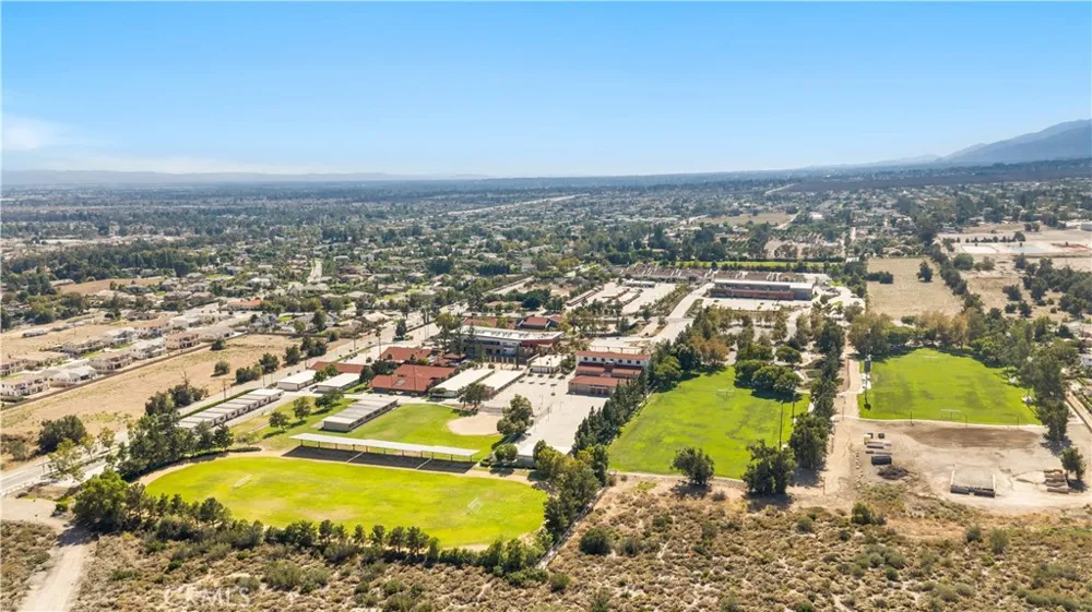 13515 Brittle Brush Court Rancho Cucamonga, CA 91739