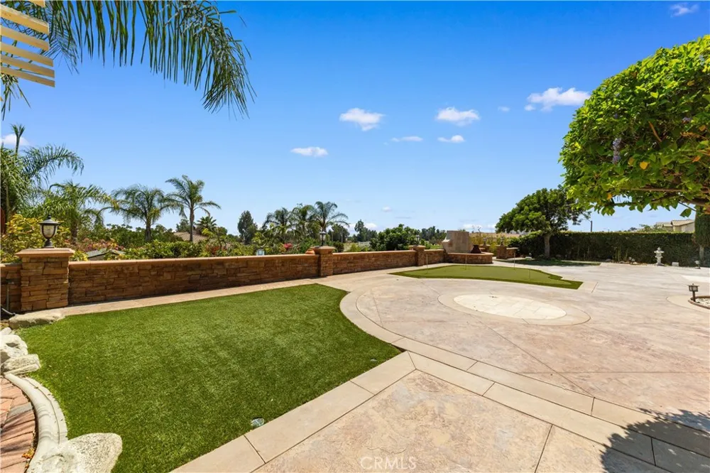 13515 Brittle Brush Court Rancho Cucamonga, CA 91739