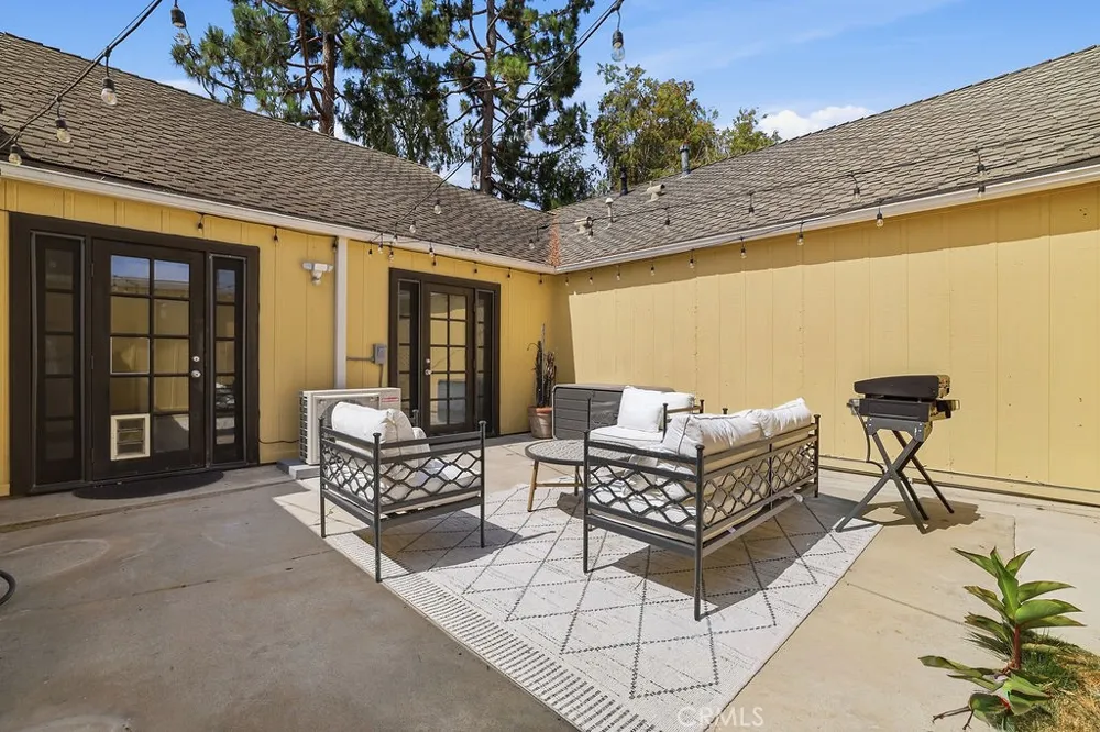 2633 Galleon Avenue Port Hueneme, CA 93041