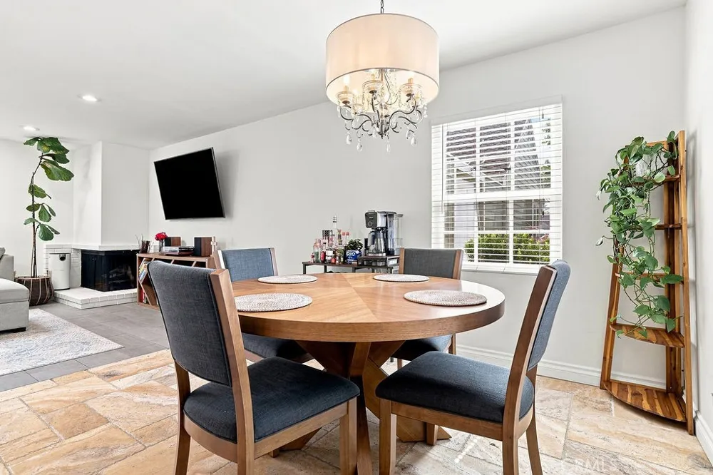 2633 Galleon Avenue Port Hueneme, CA 93041