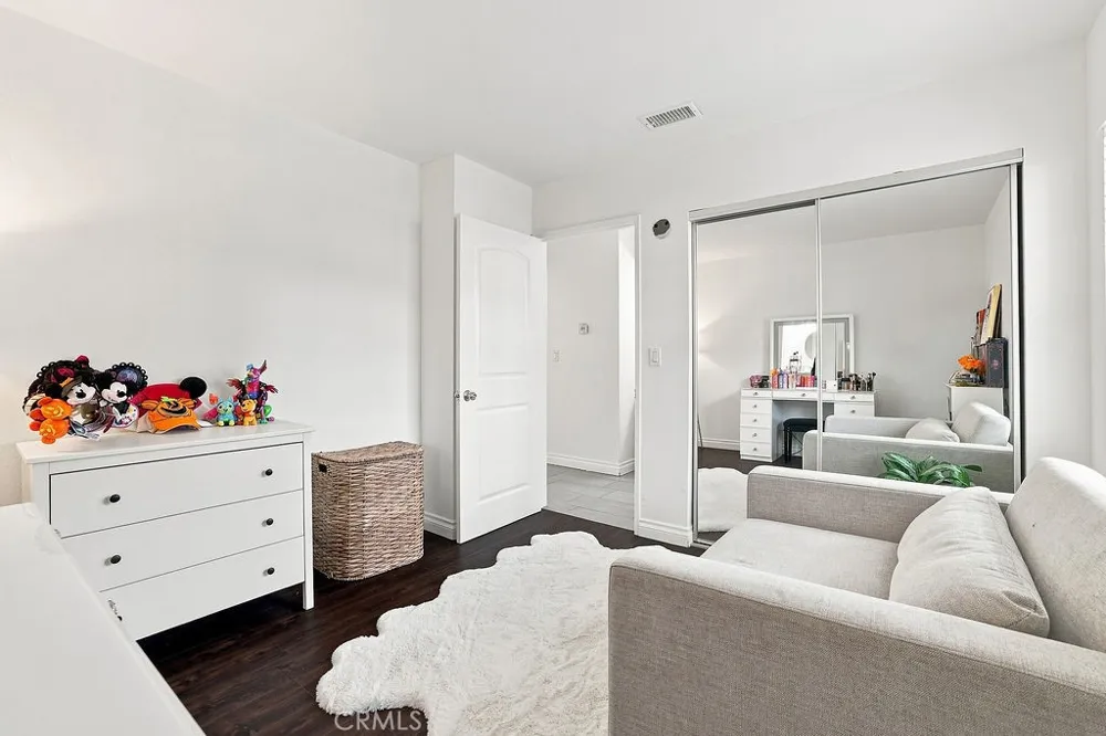 2633 Galleon Avenue Port Hueneme, CA 93041