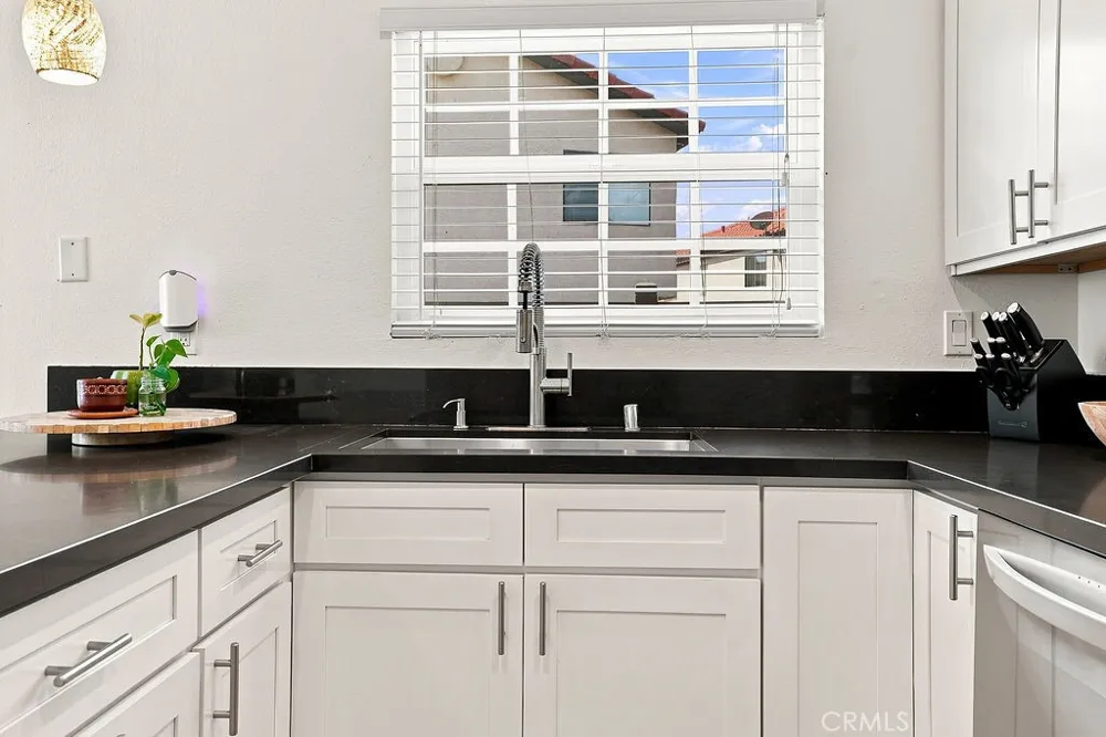 2633 Galleon Avenue Port Hueneme, CA 93041