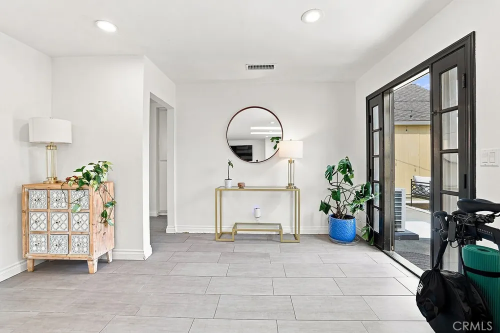 2633 Galleon Avenue Port Hueneme, CA 93041