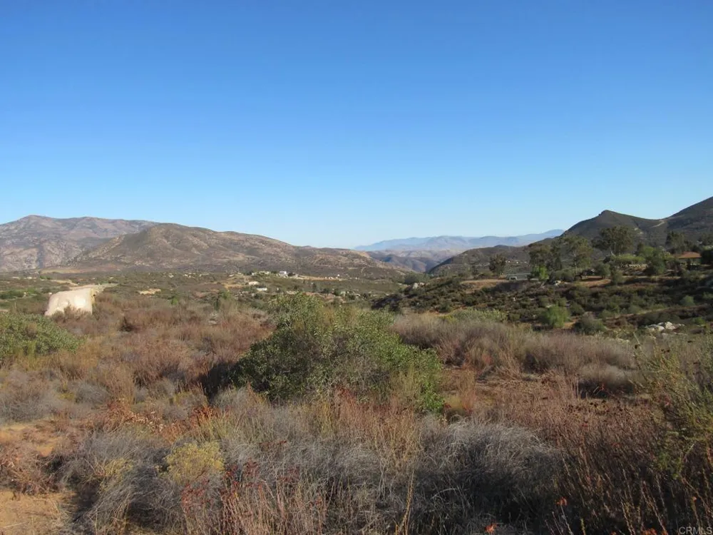 15 Hwy 94 Dulzura, CA 91917