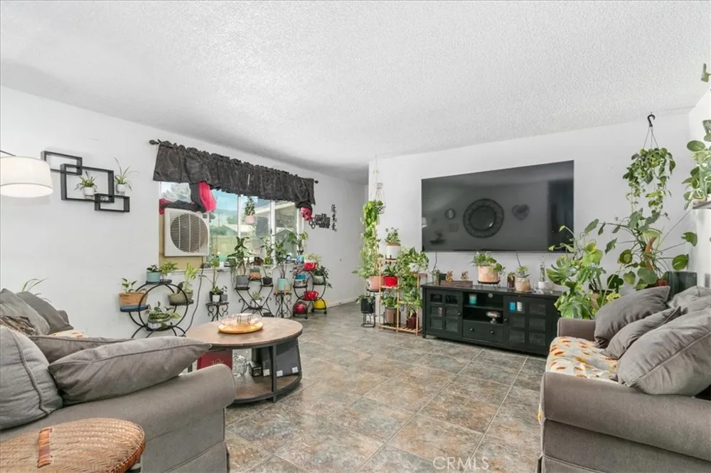 14687 Marino Cabazon, CA 92230