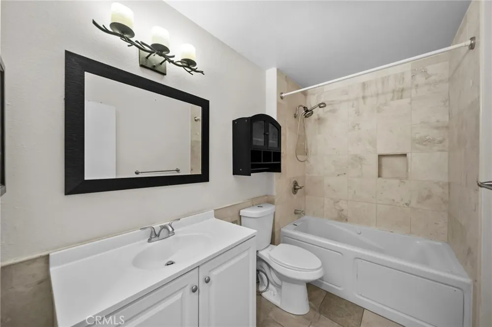 14071 Fenton Lane Sylmar, CA 91342