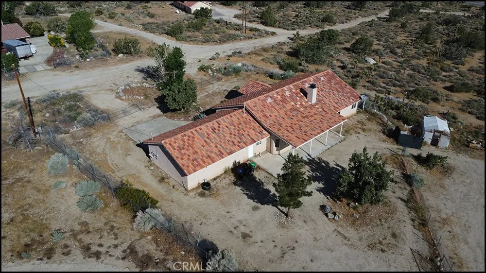 10685 Crystal Air Pinon Hills, CA 92372