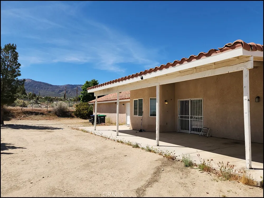 10685 Crystal Air Pinon Hills, CA 92372