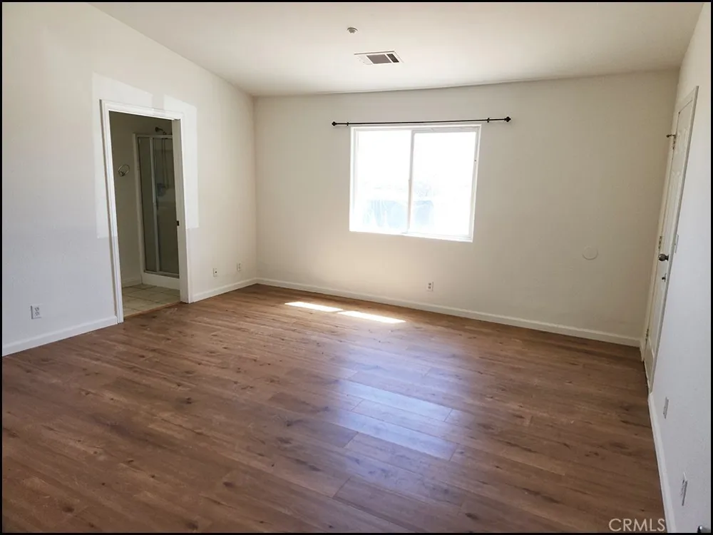 10685 Crystal Air Pinon Hills, CA 92372