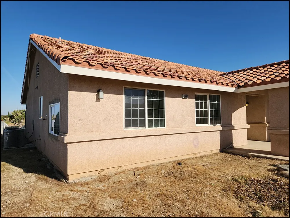 10685 Crystal Air Pinon Hills, CA 92372