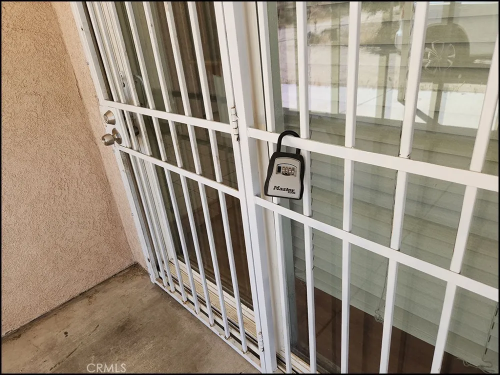 10685 Crystal Air Pinon Hills, CA 92372