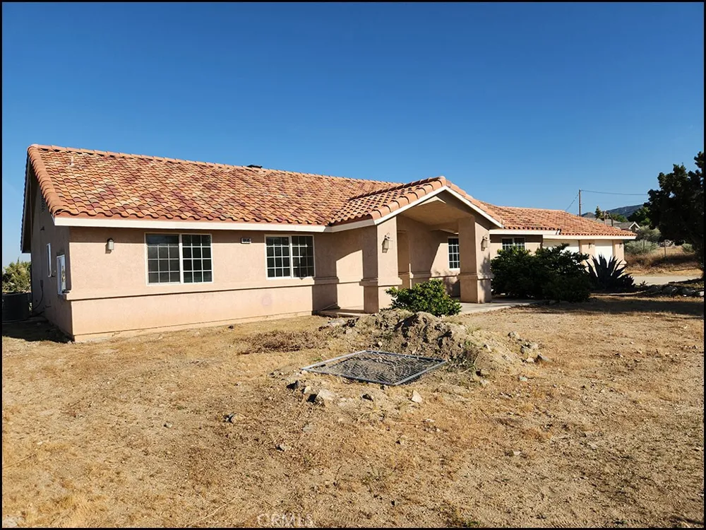 10685 Crystal Air Pinon Hills, CA 92372