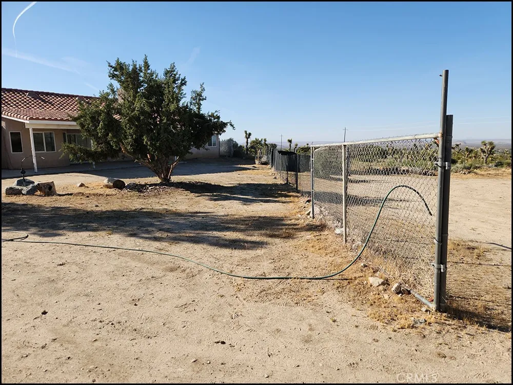 10685 Crystal Air Pinon Hills, CA 92372
