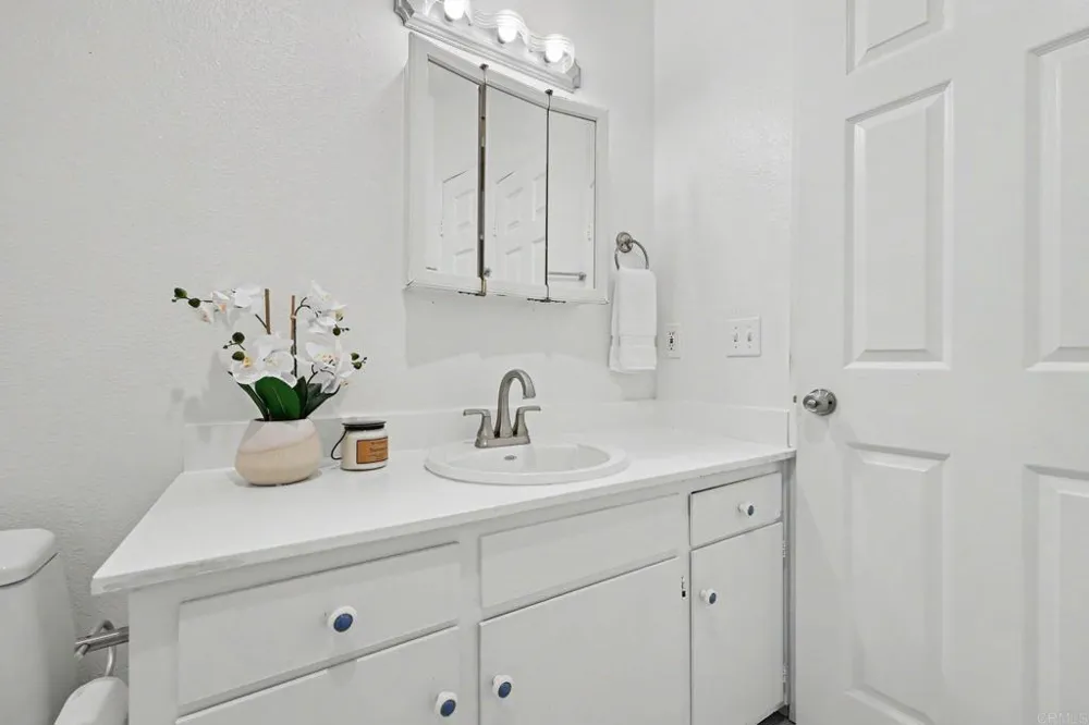 679 Seacoast Drive Imperial Beach, CA 91932