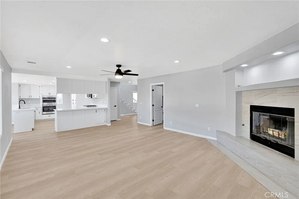 16731 Iwa Road Apple Valley, CA 92307