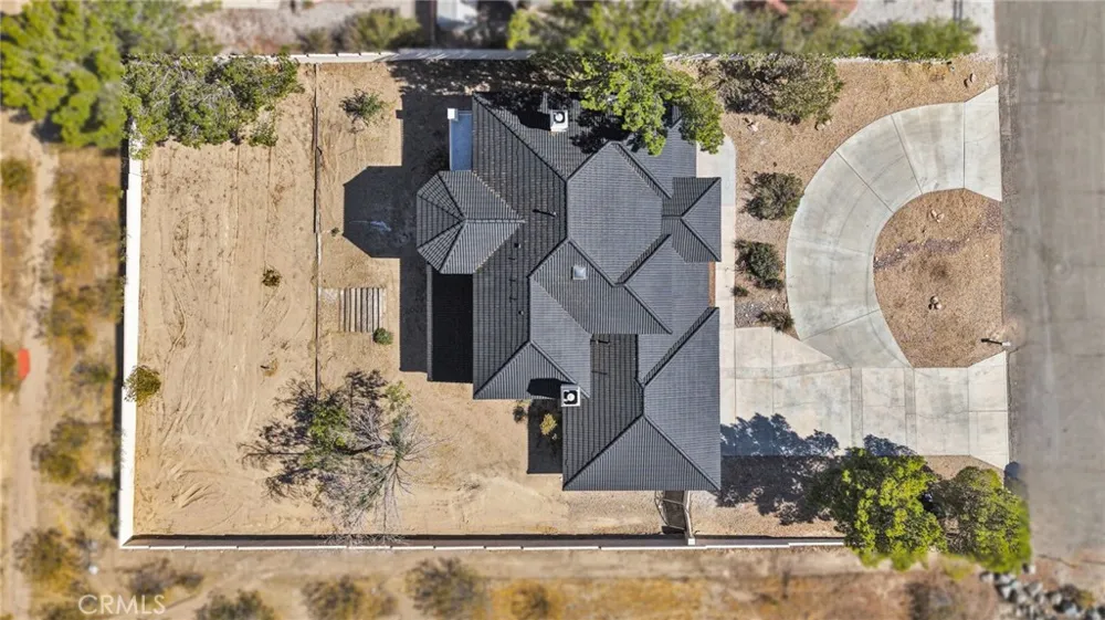 16731 Iwa Road Apple Valley, CA 92307
