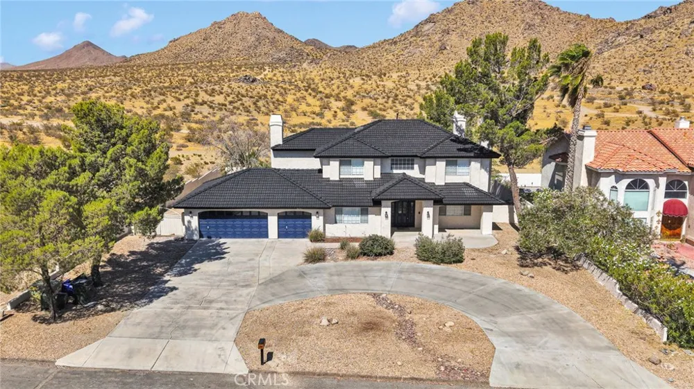 16731 Iwa Road Apple Valley, CA 92307
