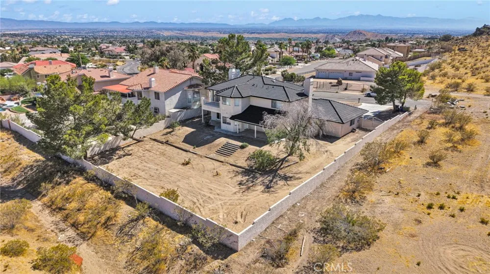 16731 Iwa Road Apple Valley, CA 92307