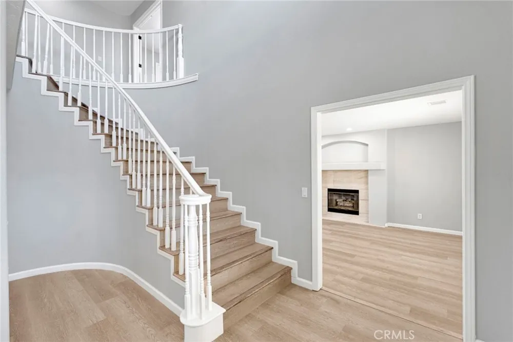 16731 Iwa Road Apple Valley, CA 92307
