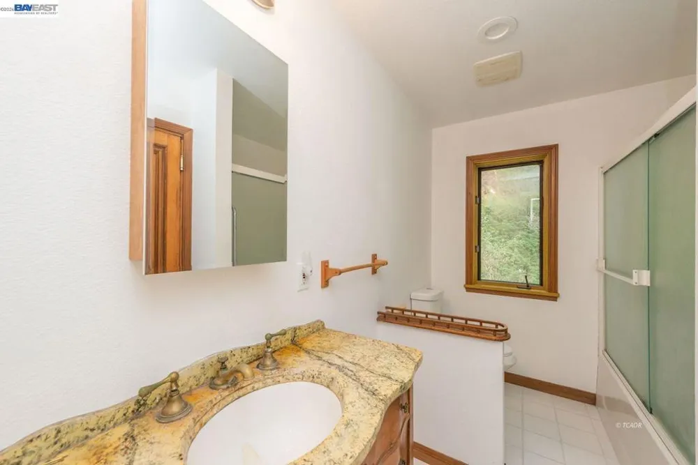 540 Lost Bridge Lewiston, CA 96052