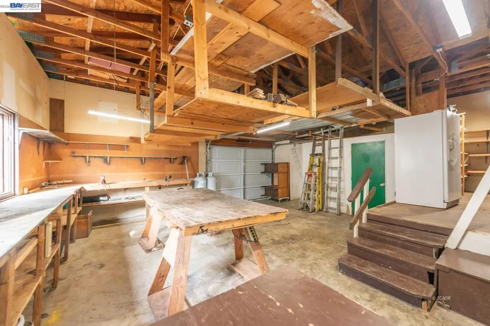 540 Lost Bridge Lewiston, CA 96052