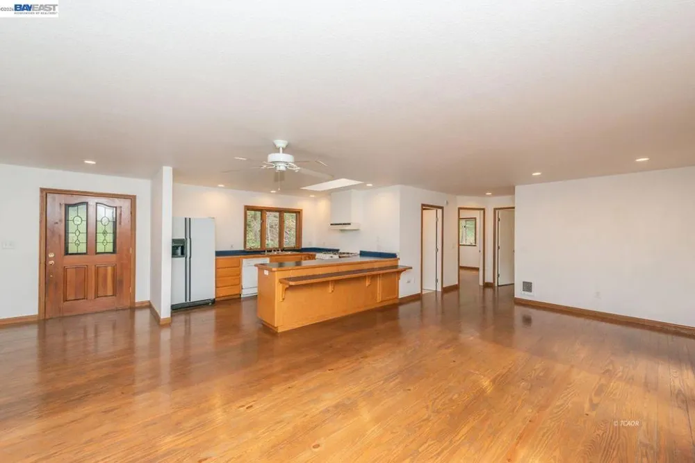 540 Lost Bridge Lewiston, CA 96052
