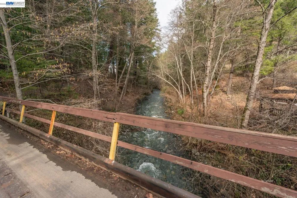 540 Lost Bridge Lewiston, CA 96052
