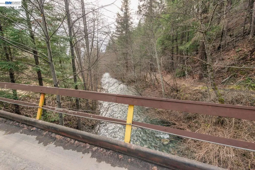 540 Lost Bridge Lewiston, CA 96052